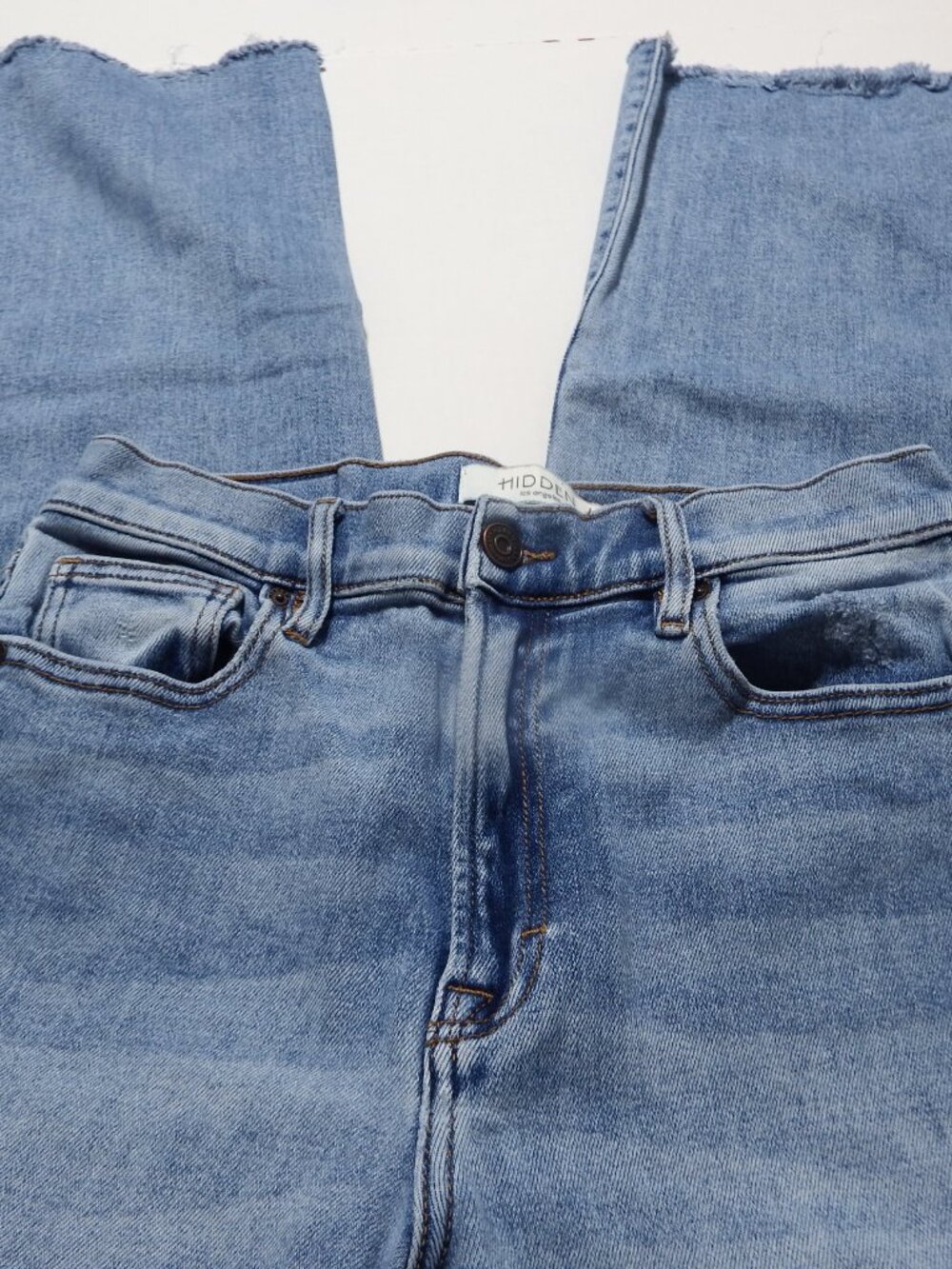 Jeans by Hidden, size 27, frayed hem, medium blue color